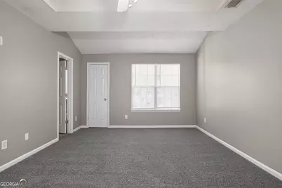 5836 Wellborn Creek Drive, Lithonia, GA 30058 - Photo 10
