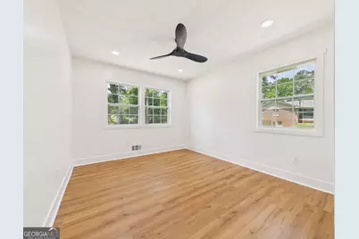 6740 Tell Road, Fairburn, GA 30213 - Photo 16