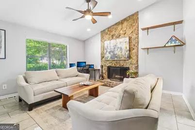 7325 Connell Road, Fairburn, GA 30213 - Photo 4