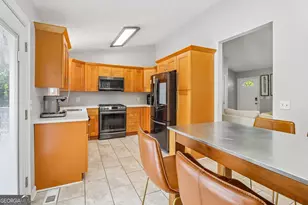 7325 Connell Rd, Fairburn, GA 30213 - Photo 8