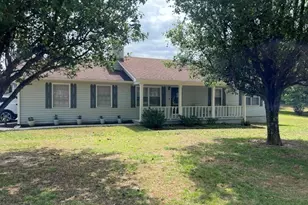 5719 Hill Rd SW, Powder Springs, GA 30127 - Photo 4