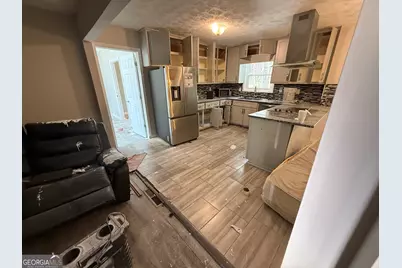 117 Lafayette Drive, Fayetteville, GA 30214 - Photo 4