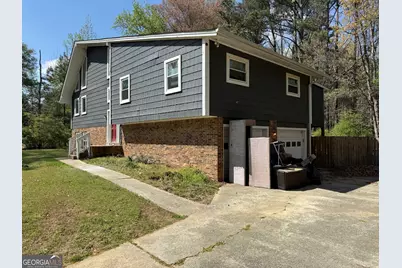 117 Lafayette Drive, Fayetteville, GA 30214 - Photo 2