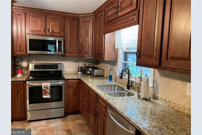 3727 Rainbow Circle, Snellville, GA 30039 - Photo 4
