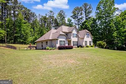 371 Timbercreek Estates Drive, Sharpsburg, GA 30277 - Photo 4