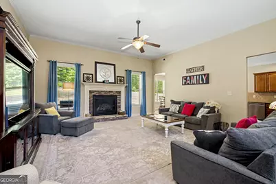 371 Timbercreek Estates Drive, Sharpsburg, GA 30277 - Photo 8