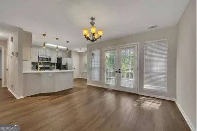 4704 Vineyard Court SE, Smyrna, GA 30082 - Photo 6
