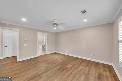 300 Oak Pointe Drive, Dublin, GA 31021 - Photo 32