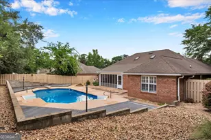 300 Oak Pointe Dr, Dublin, GA 31021 - Photo 6
