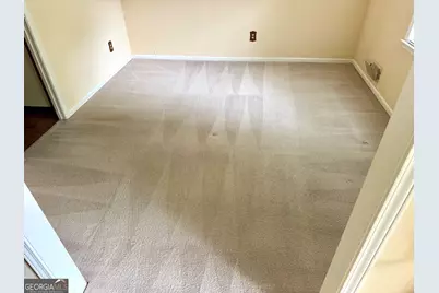 4056 White Oak Lane SW, Lilburn, GA 30047 - Photo 14