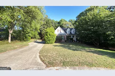 123 W Castle View Drive, Braselton, GA 30517 - Photo 1