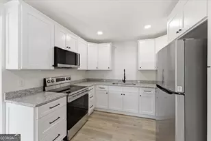 911 Bomar St, LaFayette, GA 30728 - Photo 14