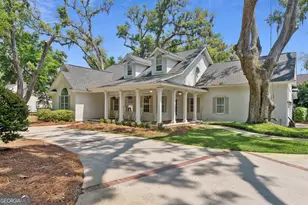 218 St James Ave, Saint Simons, GA 31522 - Photo 2