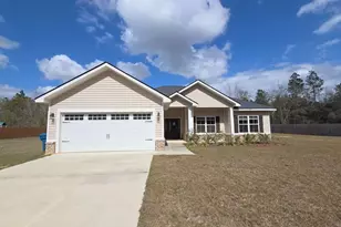 144 Linden Dr, Jesup, GA 31545 - Photo 1