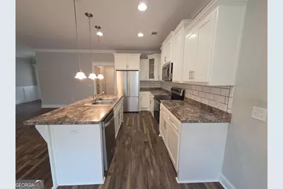 144 Linden Drive, Jesup, GA 31545 - Photo 2