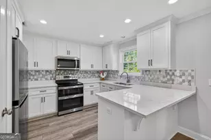 209 Green Cove Dr, Brunswick, GA 31525 - Photo 8