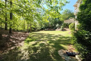 5359 Point S Dr, Gainesville, GA 30504 - Photo 18