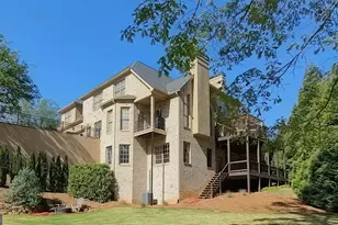 5359 Point S Dr, Gainesville, GA 30504 - Photo 4