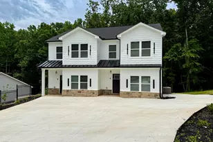 224 A Brad St, Royston, GA 30662 - Photo 2