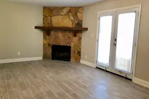 5958 Sherwood Pl, Ellenwood, GA 30294 - Photo 10