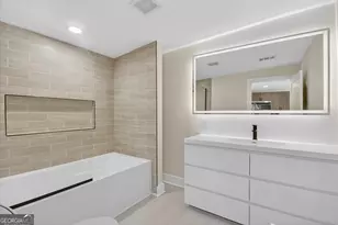 1011 Richards St, Savannah, GA 31415 - Photo 12