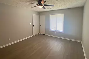 100 Spring Ct, Fairburn, GA 30213 - Photo 4