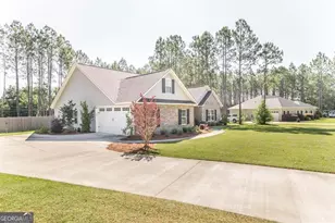 609 Live Oak Wy, Dublin, GA 31021 - Photo 6