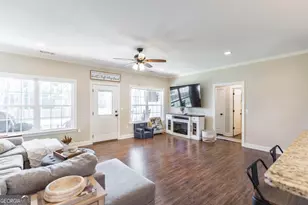 609 Live Oak Wy, Dublin, GA 31021 - Photo 12