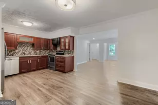 1967 Brian Way, Decatur, GA 30033 - Photo 8