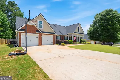 260 Bridgemill Lane, Hampton, GA 30228 - Photo 2