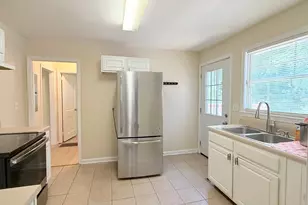 2199 Tiger Flowers Dr NW, Atlanta, GA 30314 - Photo 10
