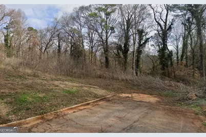3190 Granby Avenue, Scottdale, GA 30079 - Photo 2