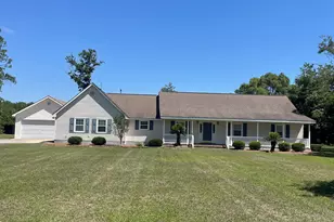 107 Gundy St, Glennville, GA 30427 - Photo 1