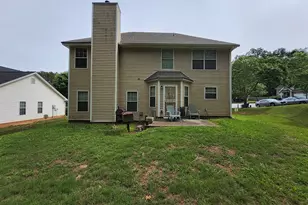 220 Laura Cir, South Fulton, GA 30349 - Photo 2