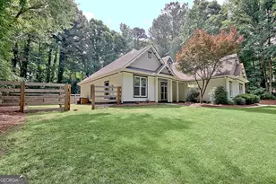 165 Asbury Way, Fayetteville, GA 30215 - Photo 2
