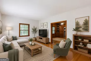 2111 M L King Jr Dr NW, Atlanta, GA 30310 - Photo 2
