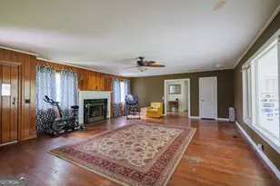 94 W Thigpen Ave, Lakeland, GA 31635 - Photo 4