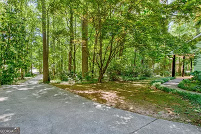 175 Ashley Creek Drive, Newnan, GA 30263 - Photo 8