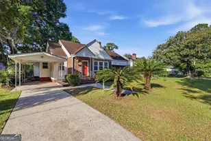 2103 E 37th St, Savannah, GA 31404 - Photo 1