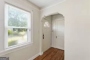 2103 E 37th St, Savannah, GA 31404 - Photo 2