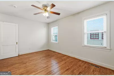 2103 E 37th Street, Savannah, GA 31404 - Photo 14