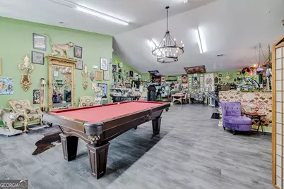 302 W Victory Drive, Savannah, GA 31405 - Photo 32