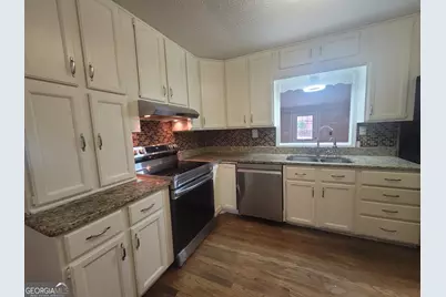 538 Cole Drive SW, Lilburn, GA 30047 - Photo 20