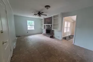 538 Cole Dr SW, Lilburn, GA 30047 - Photo 16