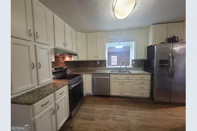 538 Cole Drive SW, Lilburn, GA 30047 - Photo 22