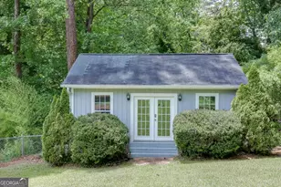 3173 Parkridge Crescent, Chamblee, GA 30341 - Photo 32