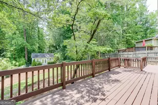 3173 Parkridge Crescent, Chamblee, GA 30341 - Photo 28