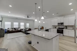 381 Eagles Blf Wy, Hoschton, GA 30548 - Photo 4