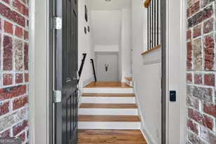 2492 Crescent Park Ct, Atlanta, GA 30339 - Photo 4