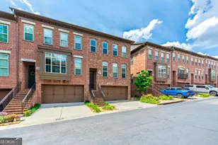 2492 Crescent Park Ct, Atlanta, GA 30339 - Photo 2